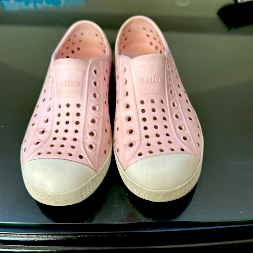 Native Shoes, Size C11